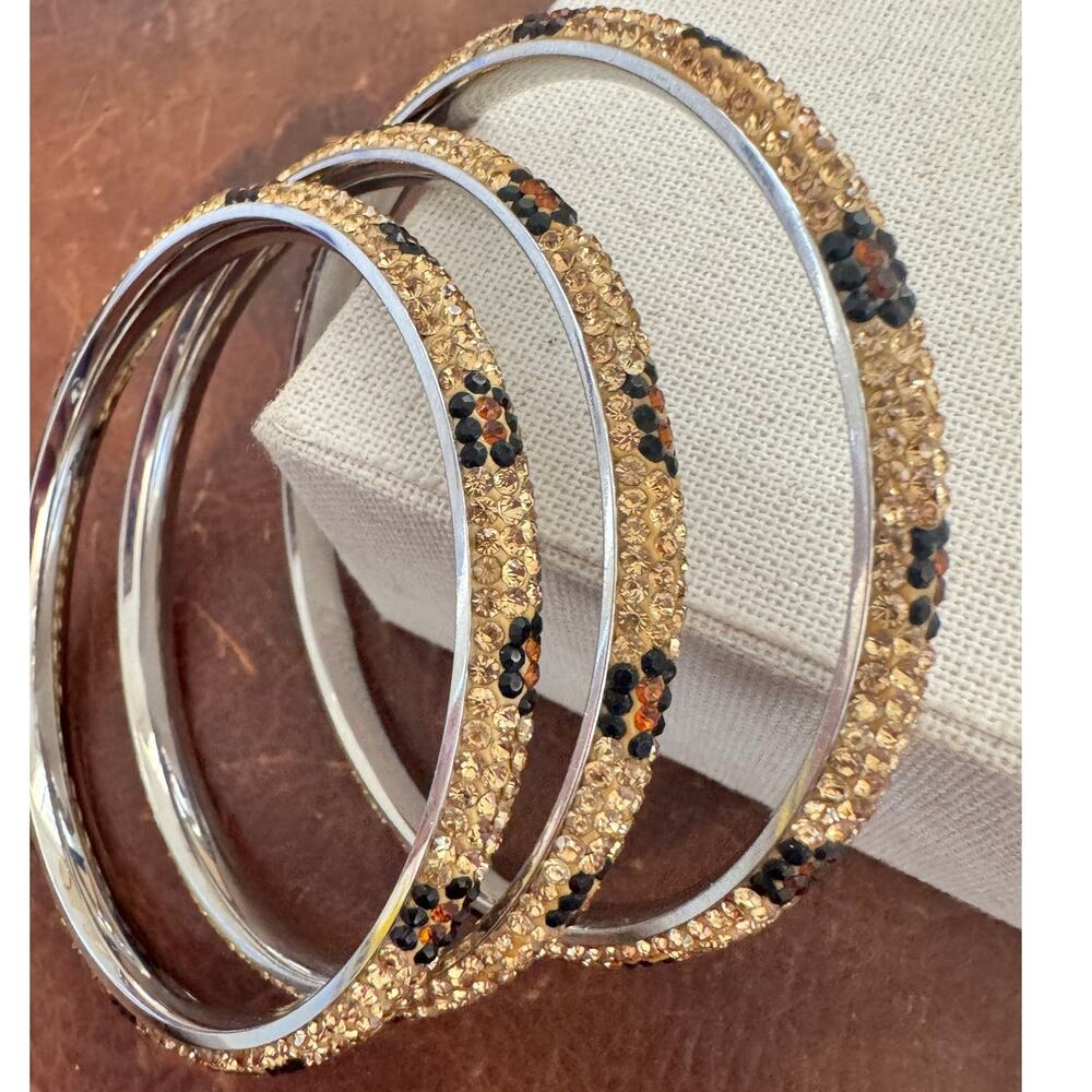 NWOT Davinci Collections Leopard Print Rhinestone Bangle Stack Set - Picture 1 of 4